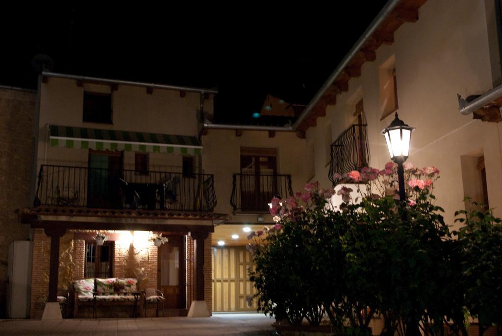 Villa Don Juan II เซโกเวีย ภายนอก รูปภาพ